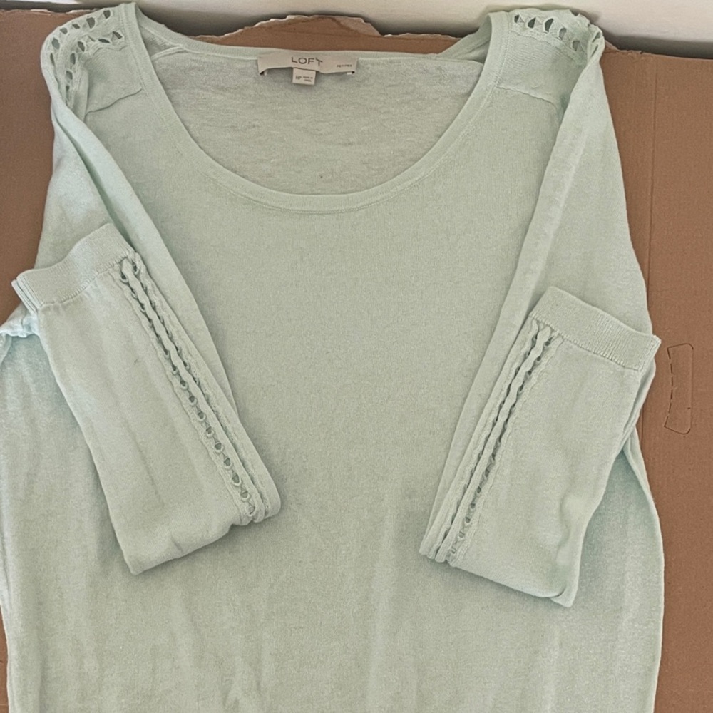 LOFT Mint Long Sleeve Women's Top